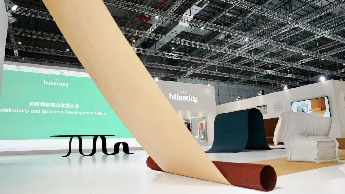 武漢展會設(shè)計(jì)搭建公司領(lǐng)你看最具有創(chuàng)意00家企業(yè)展臺的2023進(jìn)博會（百聯(lián)集團(tuán)展臺）3